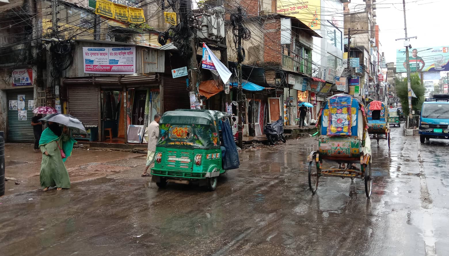 ‘সিত্রাং’ এর প্রভাবে ফেনীতে টানা বর্ষণ