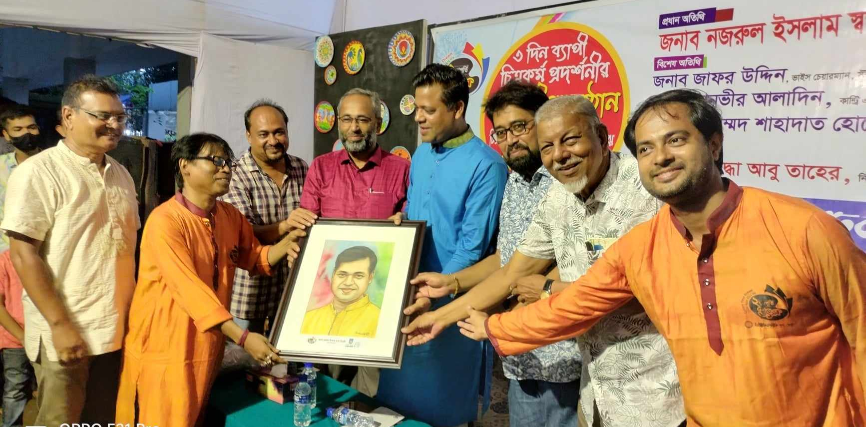 চারুকারু স্কুলের দুইযুগপূর্তি: শেষ হলো তিনদিনের চিত্রকর্ম প্রদর্শনী