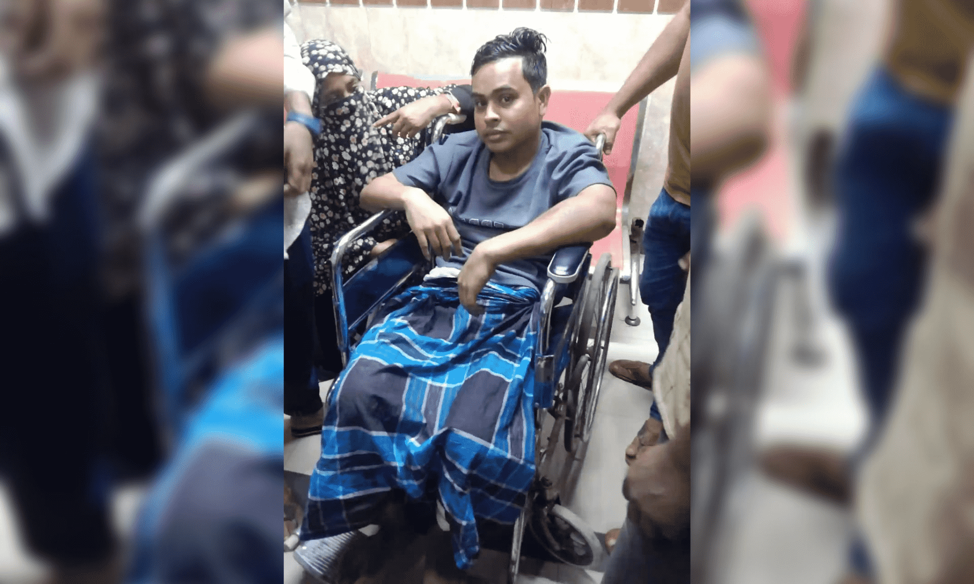 ফাজিলপুরে প্রবাসীকে তুলে নিয়ে মারধর করে চাঁদা আদায়