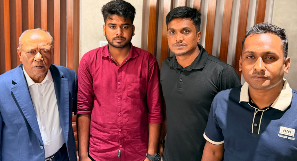 বাড়ী ছাড়া সেই ছাত্রদল নেতা মেহেদীকে সহযোগিতার আশ্বাস পরিবেশ মন্ত্রী আবদুল আউয়াল মিন্টুর