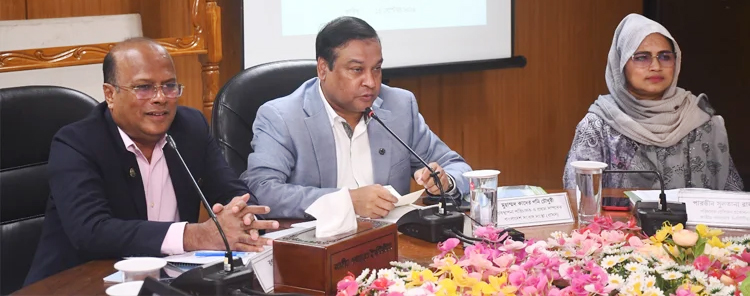 সাংবাদিকরা কেবল জনগণের কাছেই দায়বদ্ধ: কাদের গনি চৌধুরী