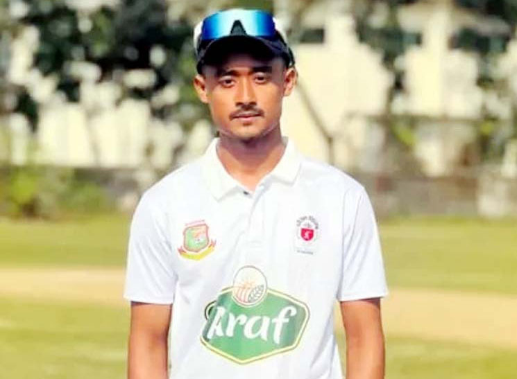 জাতীয় দলে খেলার স্বপ্ন পূরণ হলো না ফেনীর ক্রিকেটার হৃদয়ের ক্যান্সারের কাছে হার মানলেন তিনি